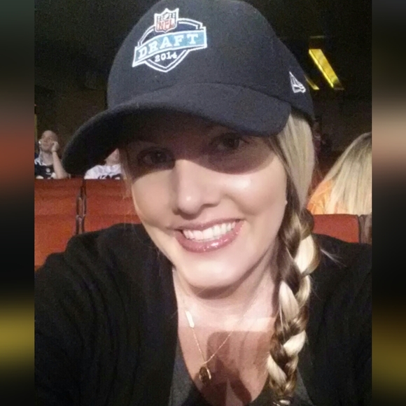 About me! ❤️ ⬇️ ❤️ - Picture 2 of 8